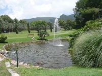 See mit Springbrunnen
